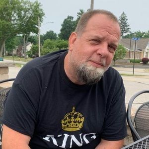 Meet your Posher, Larry